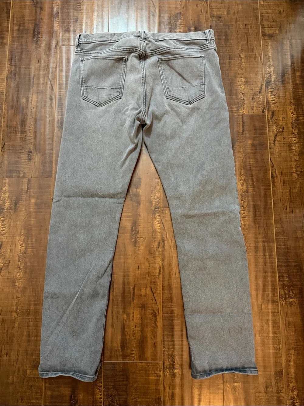 Banana Republic Men's Slim Straight Jeans in Light Gray